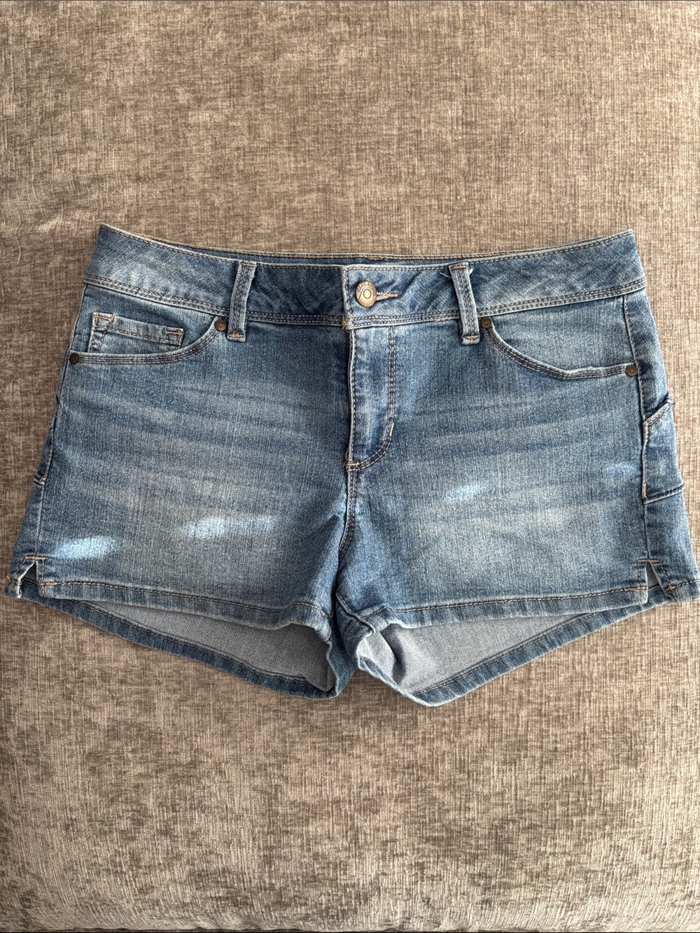 2000s Blue Spice Classic Blue Denim Sz 7 Shorts Preppy Y2K